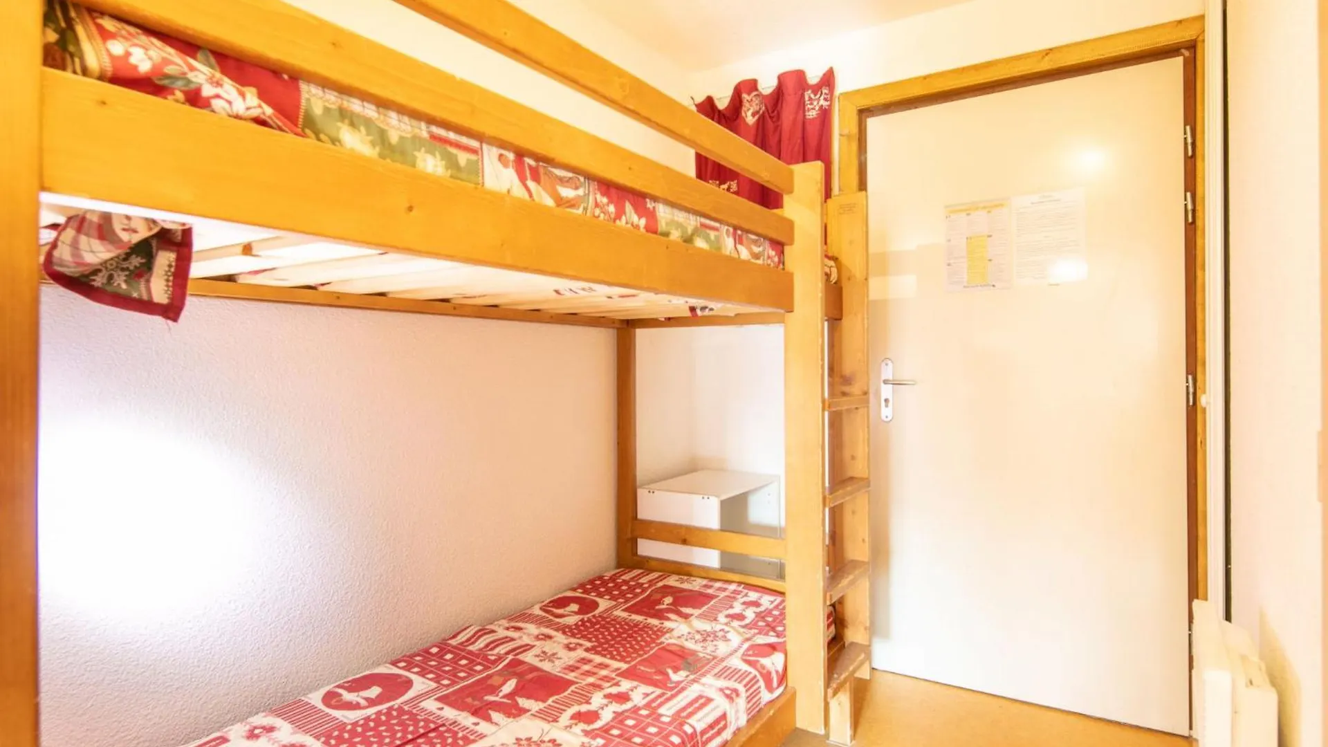Apartment Les Grizzlis By Interhome Saint-Sorlin-d'Arves