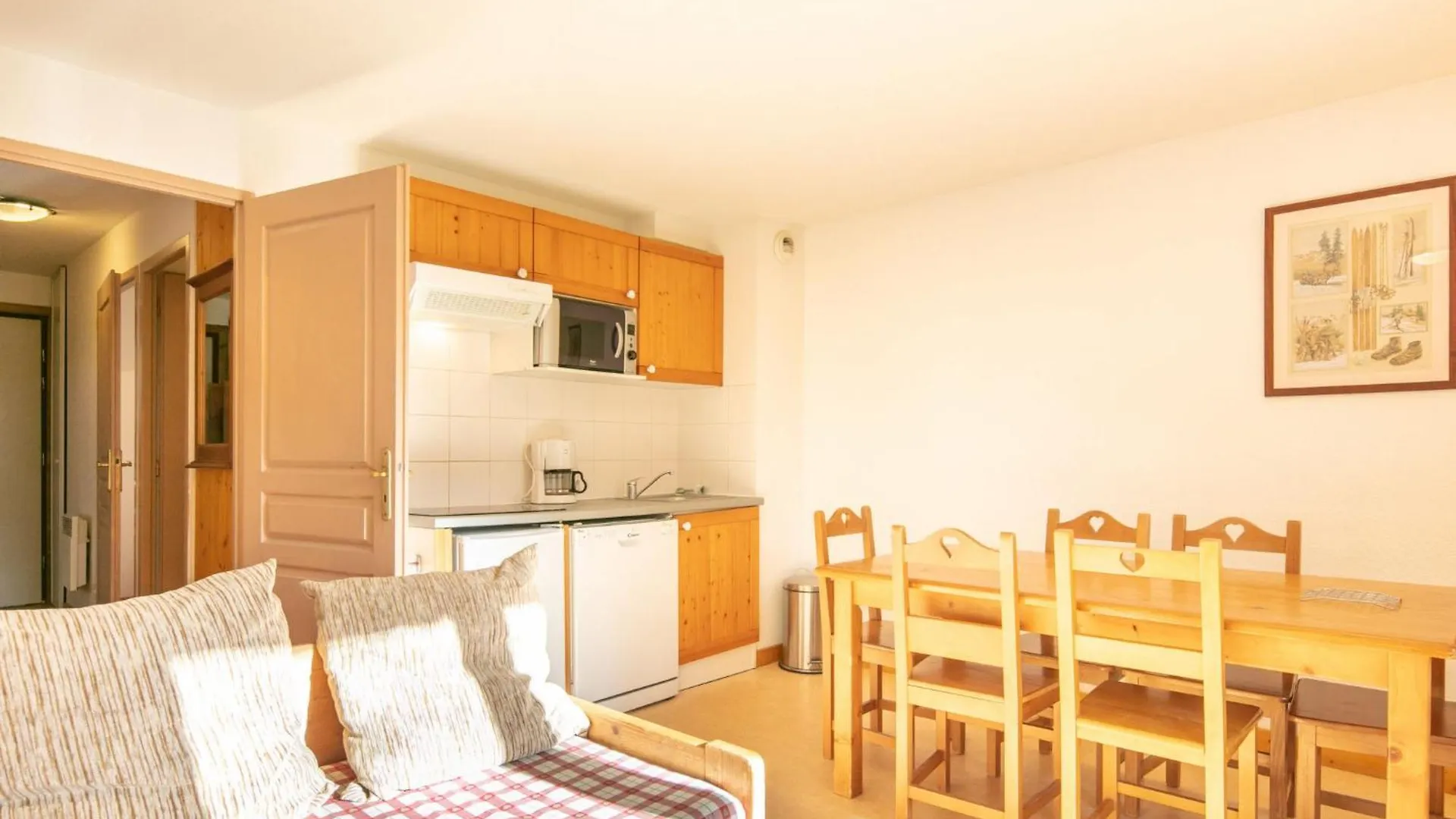 Apartment Les Grizzlis By Interhome Saint-Sorlin-d'Arves