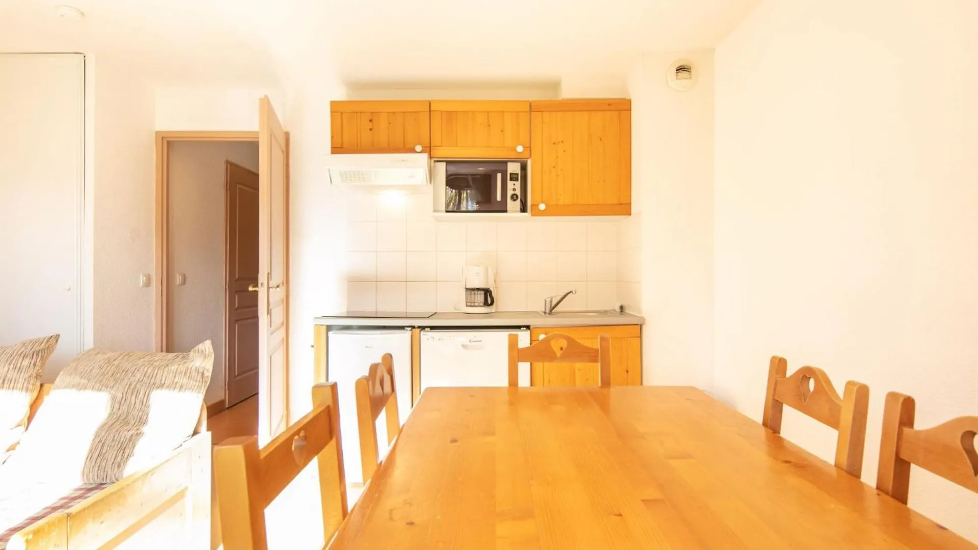 Apartment Les Grizzlis By Interhome Saint-Sorlin-d'Arves